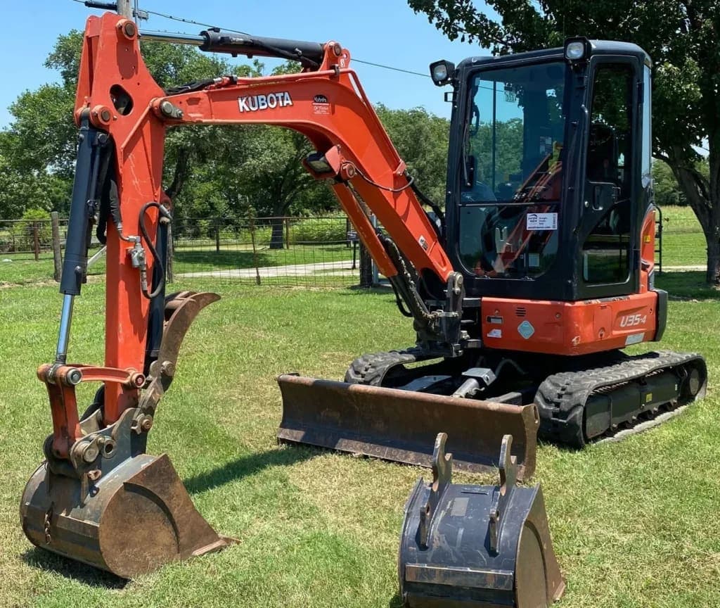 2013 Kubota U35-4 listing photo — photo 1 of 47
