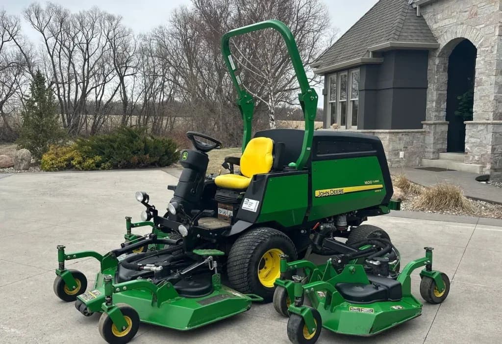 2019 John Deere 1600 Turbo Series III listing photo — photo 1 of 56