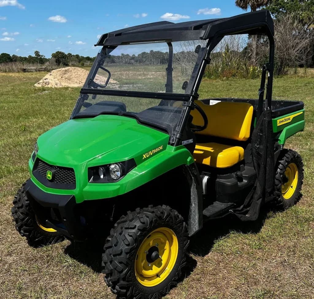 2022 John Deere XUV560E listing photo